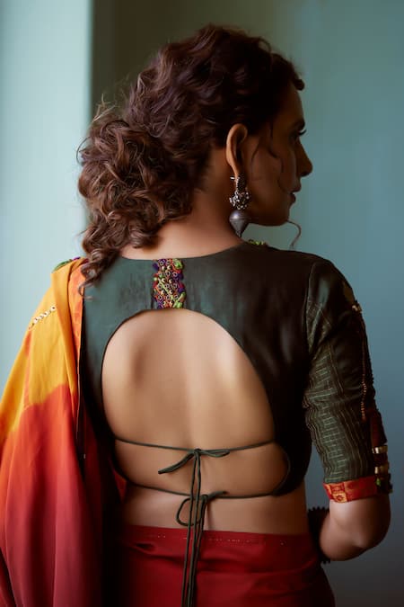 Medha_Yellow Silk Sequins, Embroidery V-neck Haldi Handwoven Saree And Blouse _Online_at_Aza_Fashions