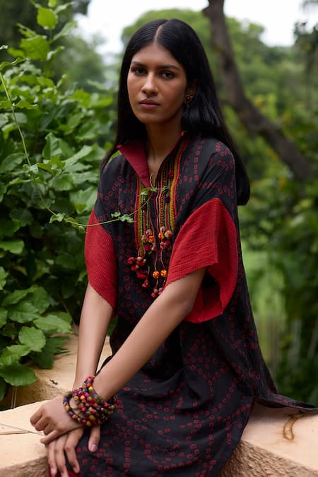 Shop_Medha_Black Silk, Cotton Beads Mandarin Collar And Red Handcrafted Tunic Pant Set _Online_at_Aza_Fashions