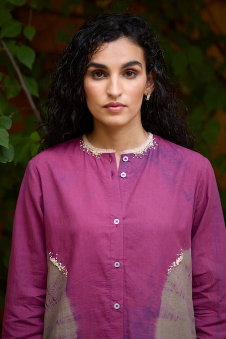 Medha Pink Cotton Embroidery Round Neck And Grey Handcrafted Kurta Pant Set Online at Aza Fashions Medha_Pink Cotton Embroidery Round Neck And Grey Handcrafted Kurta Pant Set _Online_at_Aza_Fashions