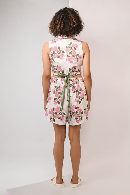 Shop Rimi Nayak Pink Polyester, Rayon Collared Hydrangea Printed Crop Top at Aza Fashions Shop_Rimi Nayak_Pink Polyester, Rayon Collared Hydrangea Printed Crop Top _at_Aza_Fashions