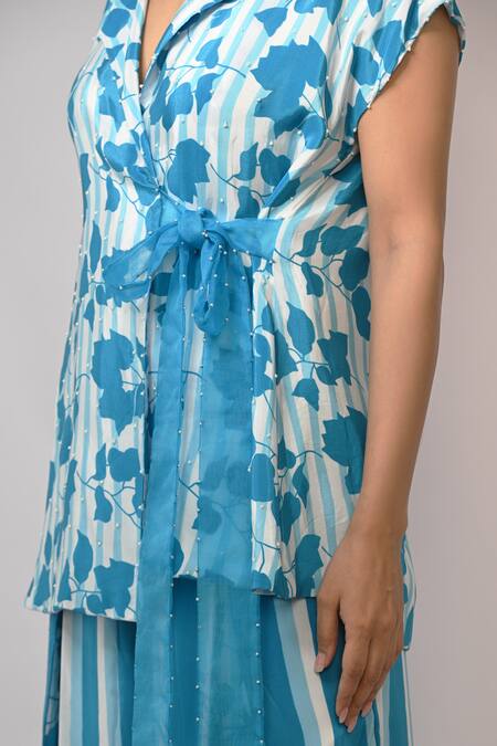 Buy_Rimi Nayak_Blue Viscose, Crepe Pearls Bougainvillea Printed Blazer _Online_at_Aza_Fashions