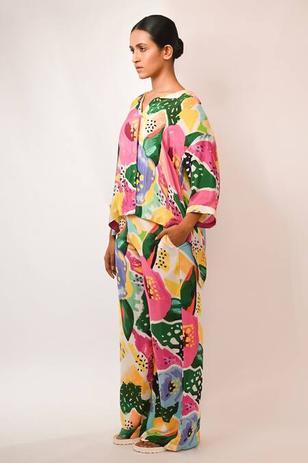 Buy_Rimi Nayak_Pink Viscose, Crepe Beads Collared Multicolour Floral Printed Shirt _Online_at_Aza_Fashions