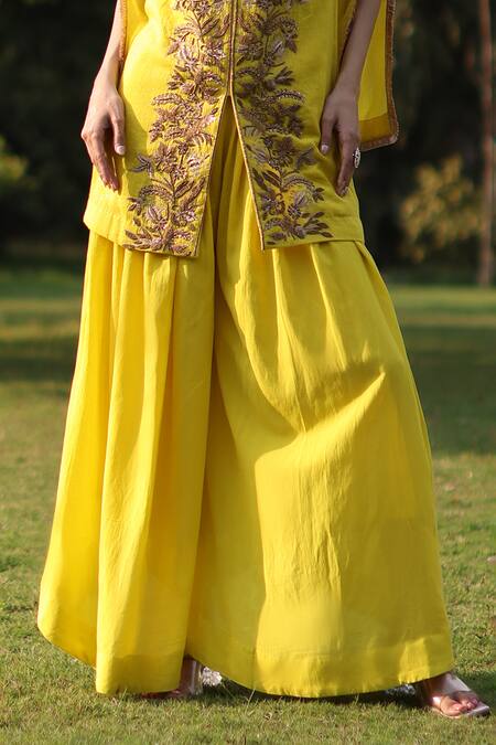 Buy_Nazar By Indu_Yellow Cotton Embroidery Round Neck Tunic And Pant Set _Online_at_Aza_Fashions