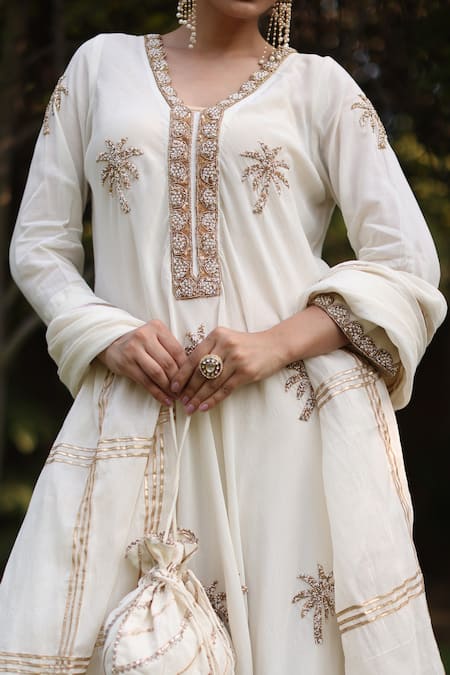 Buy_Nazar By Indu_Ivory Cotton Sequins, Embroidery Round Neck Kurta And Palazzo Set 