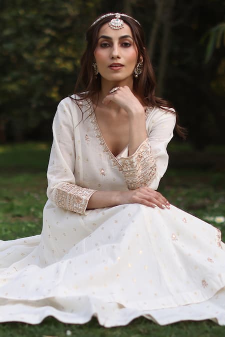 Buy_Nazar By Indu_Ivory Cotton Embroidery Round Neck Angrakha Anarkali And Palazzo Set _Online_at_Aza_Fashions