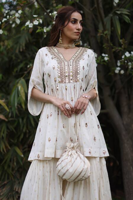 Buy_Nazar By Indu_Ivory Cotton Sequins, Embroidery V-neck Kurta Gharara Set _Online_at_Aza_Fashions