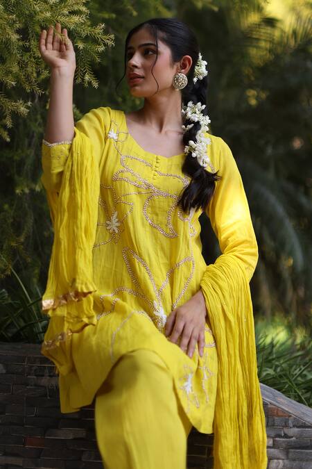 Nazar By Indu_Yellow Muslin Embroidery Round Neck 3 Piece Kurta Set _at_Aza_Fashions