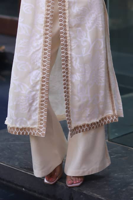 Buy Nazar By Indu Ivory Cotton Embroidery V-neck Jacquard Kurta And Pant Set Online at Aza Fashions Buy_Nazar By Indu_Ivory Cotton Embroidery V-neck Jacquard Kurta And Pant Set _Online_at_Aza_Fashions