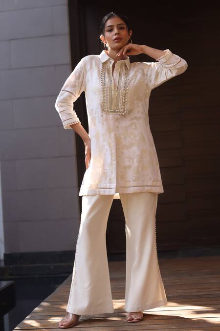 Buy_Nazar By Indu_Ivory Cotton, Jacquard Embroidery Collared 2 Piece Set 