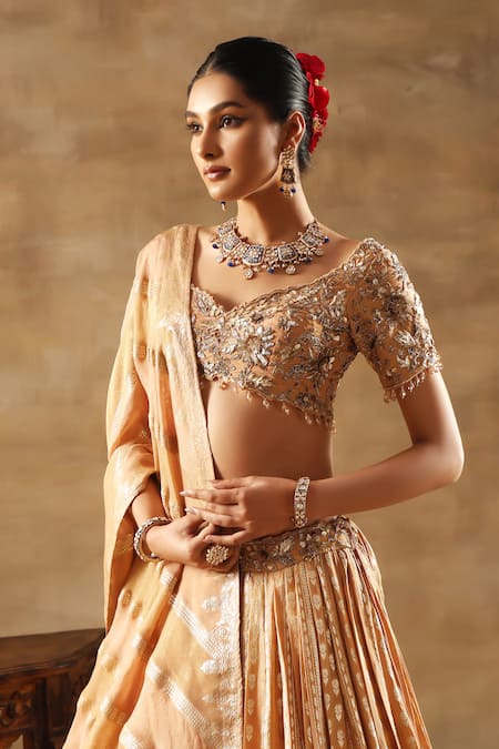 Buy_Meenagurnam_Gold Tissue Sequins, Beads Round Neck Embroidered Lehenga Set 