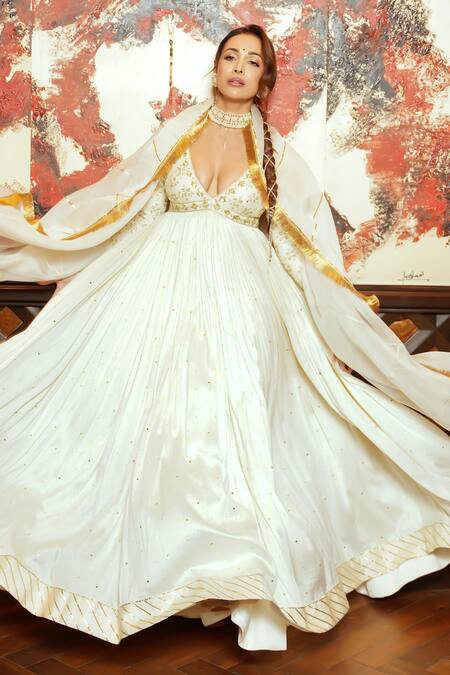 Buy_Surily G_Ivory Organza Zari Gota Embroidered Dupatta 