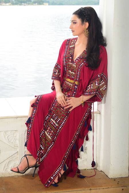 Surily G_Maroon Silk Embroidery V-neck Tribal Kaftan With _Online_at_Aza_Fashions