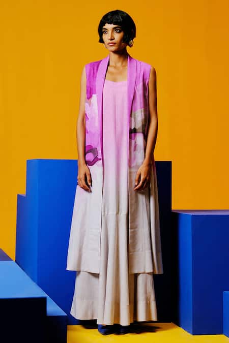 Clos Pink Cotton Round , Open Beetroot And Light Grey Designer Dress Set