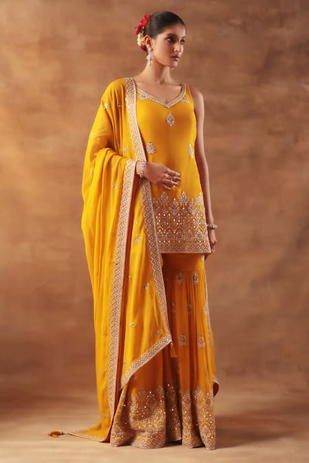 Meenagurnam Yellow Georgette, Viscose Embroidery, Beads V-neck Sharara Kurta Set 