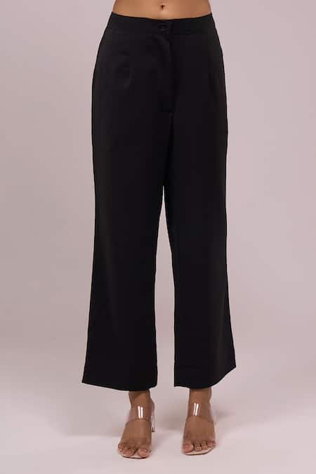 Naintara Bajaj_Black Crepe Sequins Collared Shirt And Pant Set _at_Aza_Fashions