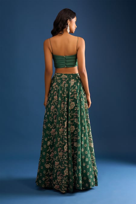 Samyukta Singhania Green Heavy Aari Work Lehenga Set 