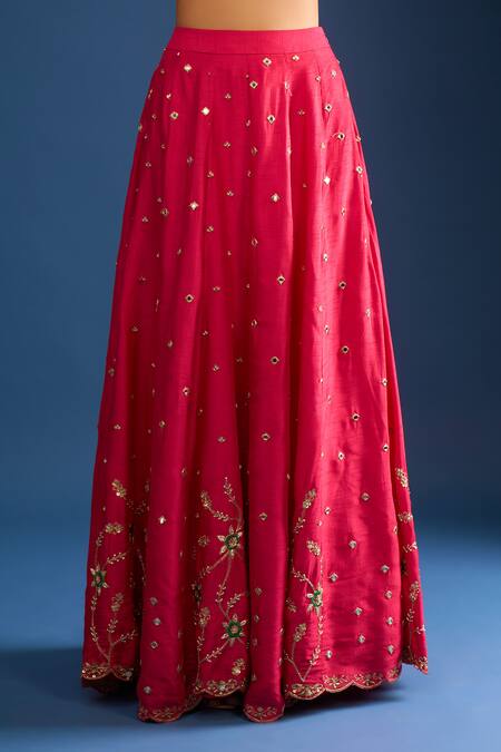 Samyukta Singhania Pink Silk Sequins, Metallic Thread, Embroidery V-neck Raw Lehenga Set at Aza Fashions Samyukta Singhania_Pink Silk Sequins, Metallic Thread, Embroidery V-neck Raw Lehenga Set _at_Aza_Fashions