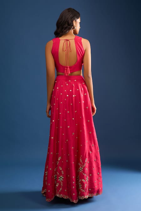 Samyukta Singhania Pink Raw Silk Embroidered Lehenga Set 