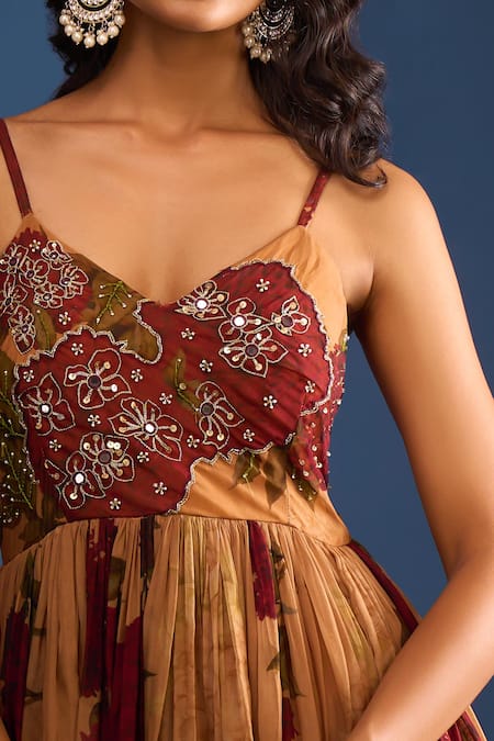 Samyukta Singhania_Brown Organza Sequins Sweetheart Neck Floral Embroidered Gown _Online_at_Aza_Fashions