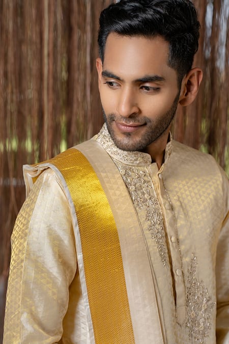 Hilo Design_Cream Embroidery Kanjivaram Pattu Set _Online_at_Aza_Fashions