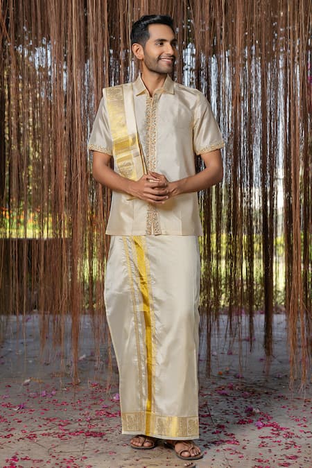 Hilo Design Cream Embroidery Kanjivaram Pattu Set 