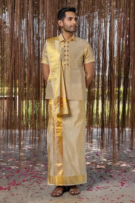 Hilo Design Gold Tissue Kanjivaram Embroidered Set 