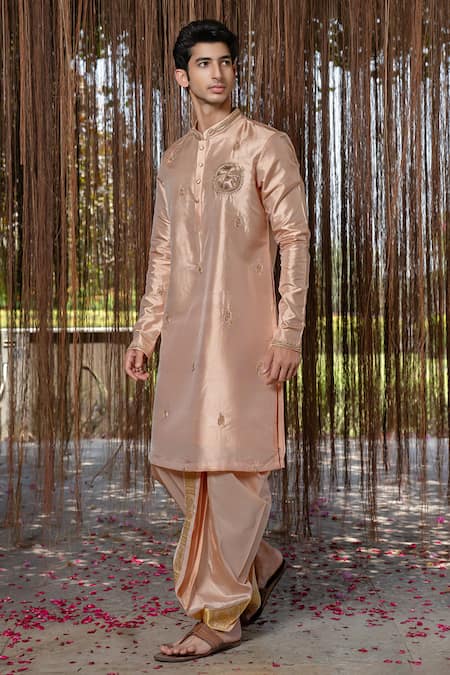 Hilo Design Dusky Pink Kanjivaram Embroidered Set 