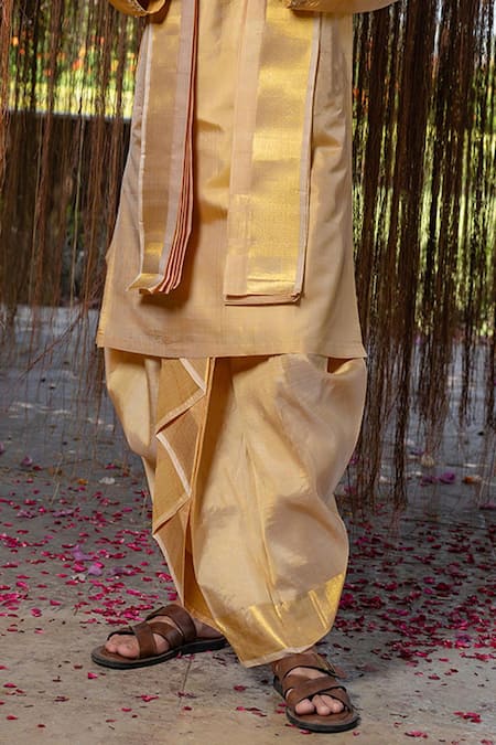 Hilo Design_Gold Embroidery Kanjivaram Pattu Set _Online_at_Aza_Fashions