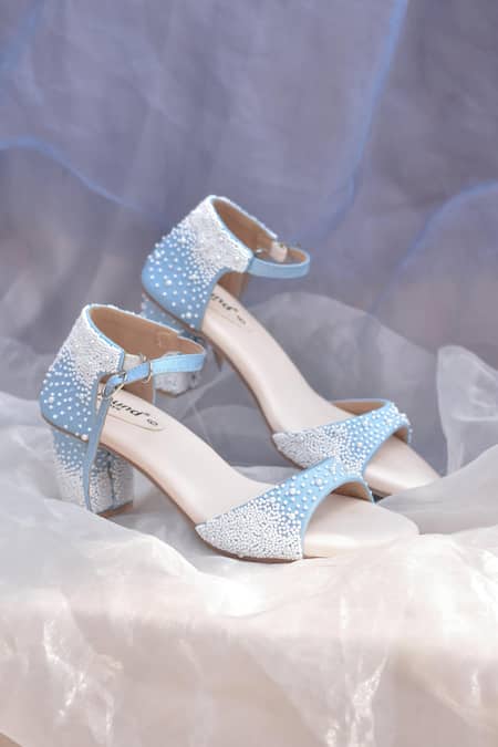 Around Always Blue Beads Oyster Designer Sandals 