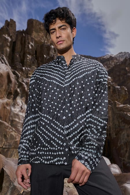 Dash And Dot Black Viscose Embroidery Bandhani Print Shirt 