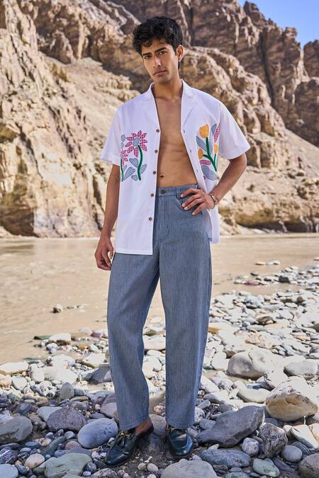 Buy_Dash And Dot_White Cotton Embroidery Patchwork Notch Collar Shirt 