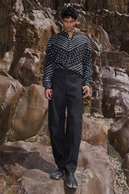 Shop Dash And Dot Black Cotton Barrel Jeans Online at Aza Fashions Shop_Dash And Dot_Black Cotton Barrel Jeans _Online_at_Aza_Fashions