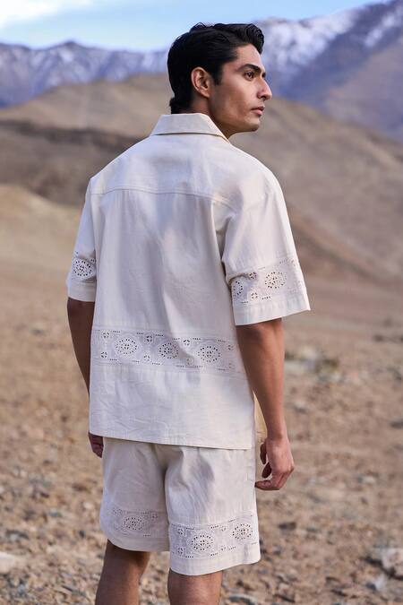 Dash And Dot_Cream Cotton Embroidery Schiffli Organic Shorts Set _Online_at_Aza_Fashions