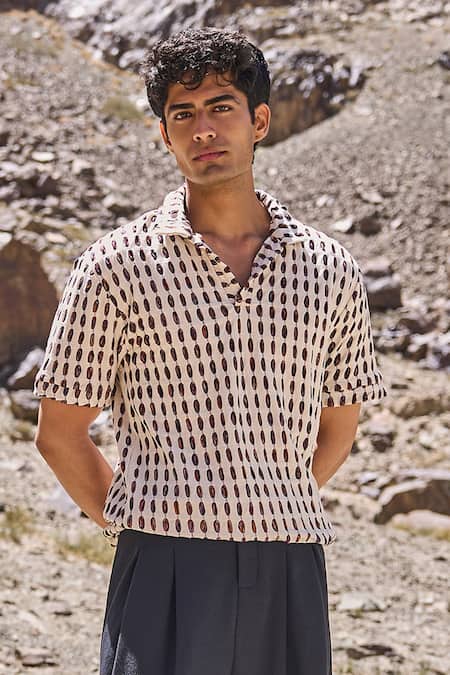 Buy Dash And Dot Multi Color Jacquard Polo T-shirt Buy_Dash And Dot_Multi Color Jacquard Polo T-shirt