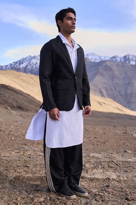 Dash And Dot_Black Linen Blazer _Online_at_Aza_Fashions