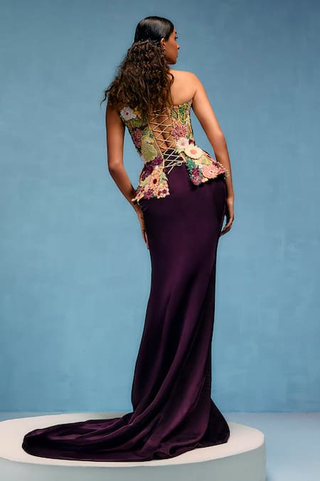 Taali Burgundy Floral Embellished Corset Skirt Set 