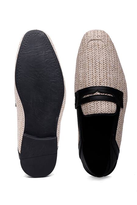 Buy Shutiq Ivory Designer Slip-on Shoes Online at Aza Fashions Buy_Shutiq_Ivory Designer Slip-on Shoes _Online_at_Aza_Fashions