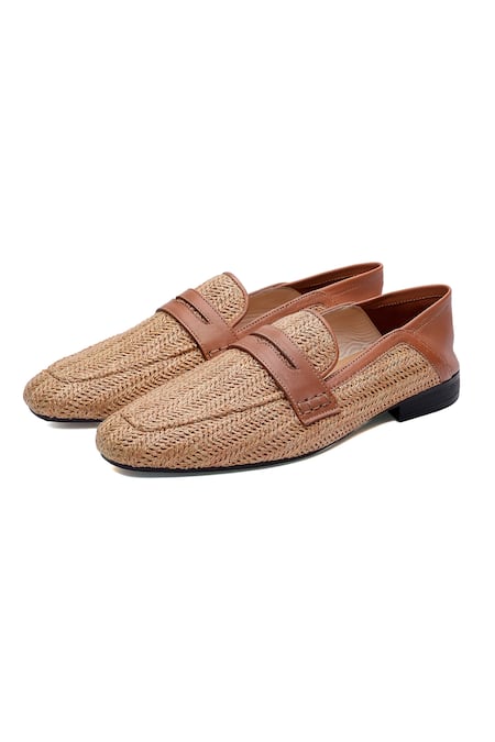 Shutiq Designer Woven Raffia Loafers 