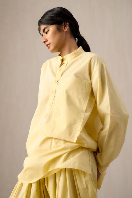 Ituvana_Yellow Cotton Applique Mandarin Collar Deepa Kurta Set _Online_at_Aza_Fashions