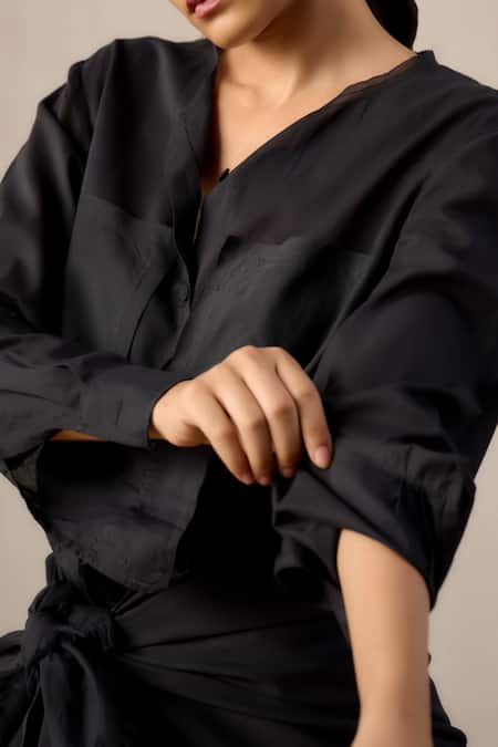 Shop_Ituvana_Black Cotton Applique Round Neck Sarong-style Shirt Dress 