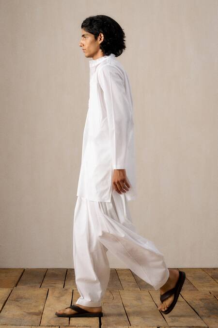 Buy_Ituvana_White Cotton Applique Pathani Kurta Set 