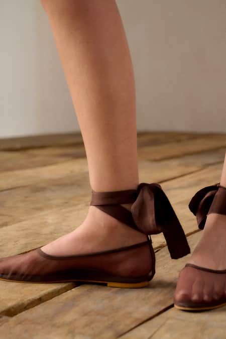 Ituvana Brown Silk Tulle Ballet Flats 