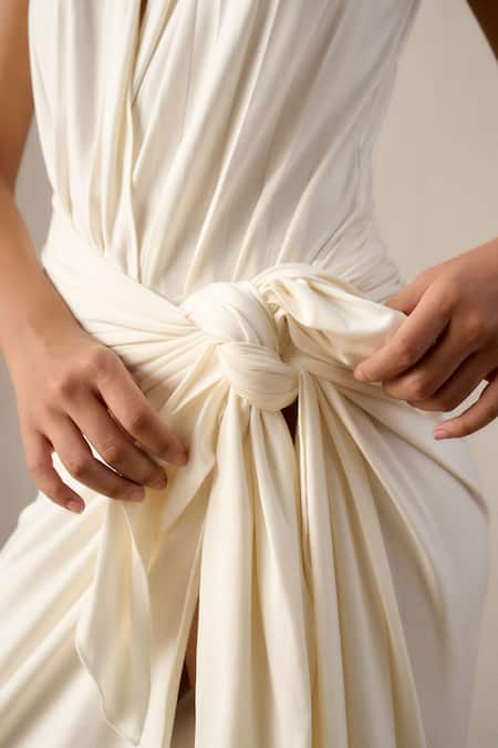 Shop Ituvana White Jersey V-neck Kaya Skirt Set Online at Aza Fashions Shop_Ituvana_White Jersey V-neck Kaya Skirt Set _Online_at_Aza_Fashions