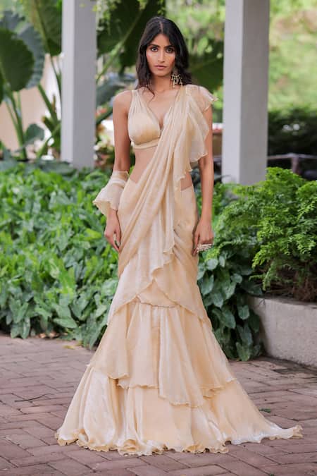 Foram Patel Cream Soft Organza Pre-Draped Saree Set 