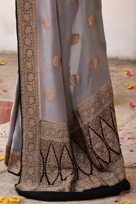 Naaritva India_Gray Crepe, Silk Zari Grey Banarasi Saree With Running Blouse _at_Aza_Fashions