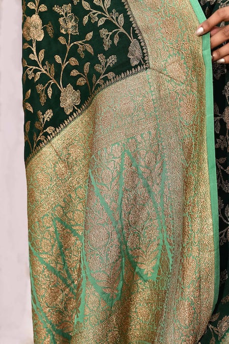 Buy_Naaritva India_Green Crepe, Chiffon, Silk Zari Banarasi Hand Woven Saree With Running Blouse 