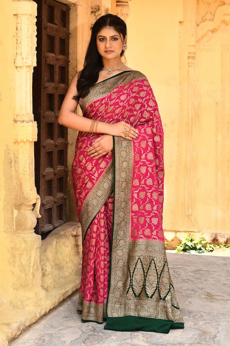 Naaritva India Pink Crepe, Chiffon Zari Banarasi Hand Woven Saree With Running Blouse Piece 