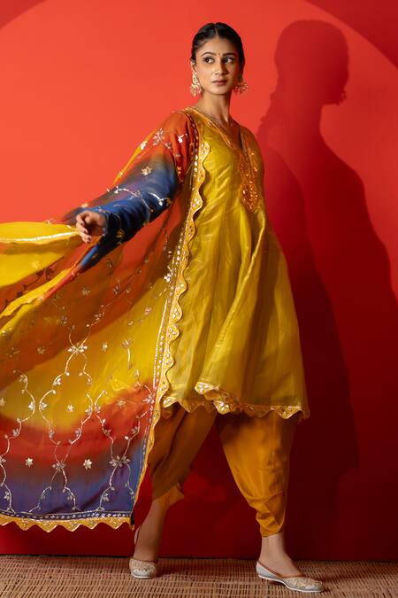 Shop_Yuvraani Jaipur_Yellow Silk, Crepe, Organza Embroidery V-neck Designer Kurta Set With Dupatta 