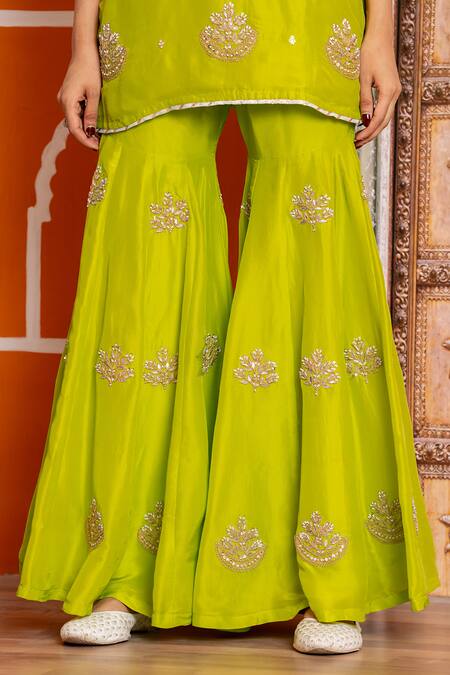 Yuvraani Jaipur_Green Shantoon, Organza Embroidery, Tassels Round Neck Silk Kurta Sharara Set _at_Aza_Fashions