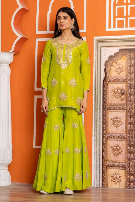Buy_Yuvraani Jaipur_Green Shantoon, Organza Embroidery, Tassels Round Neck Silk Kurta Sharara Set 